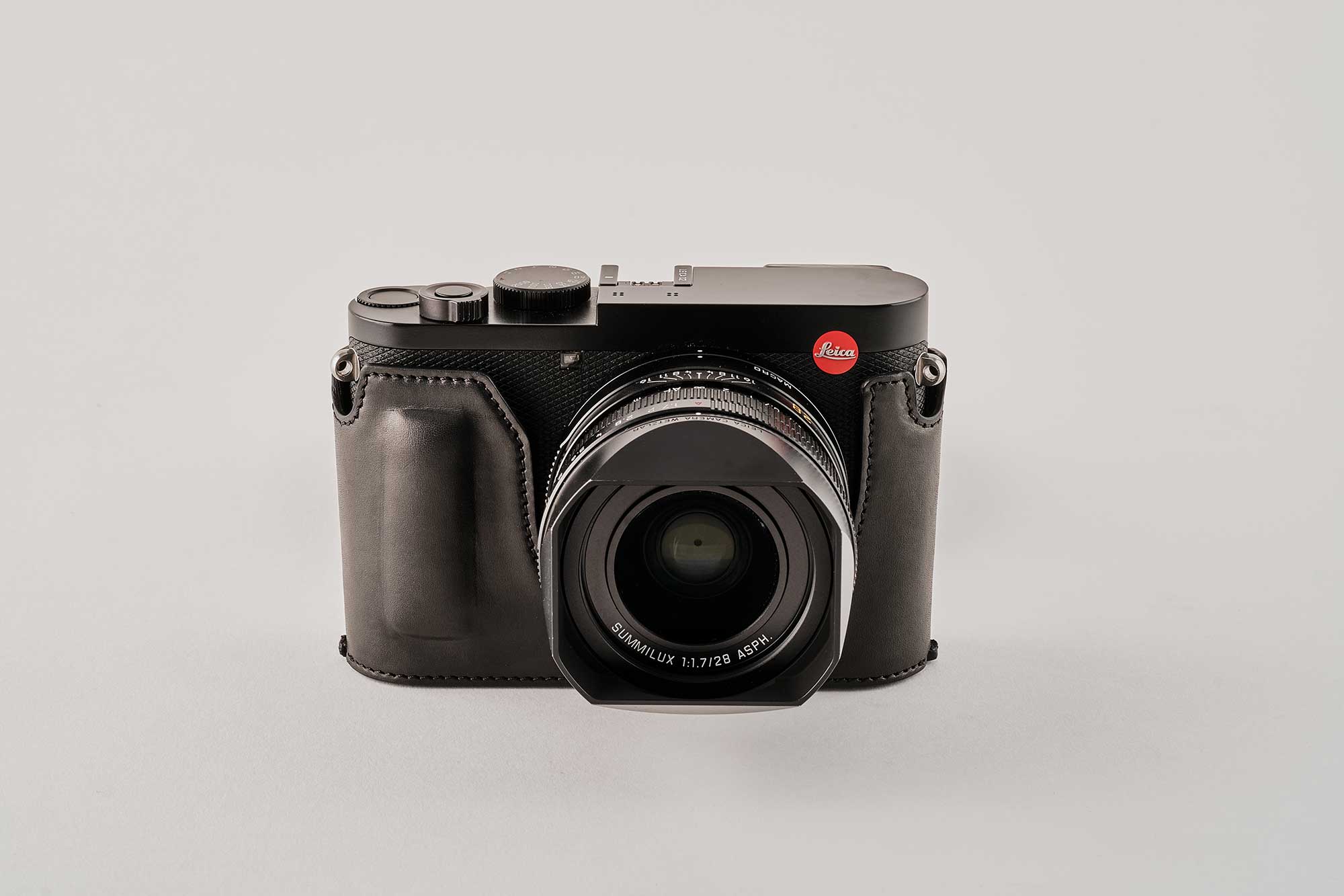 Leica Q2 ハーフケース (オープンバージョン)