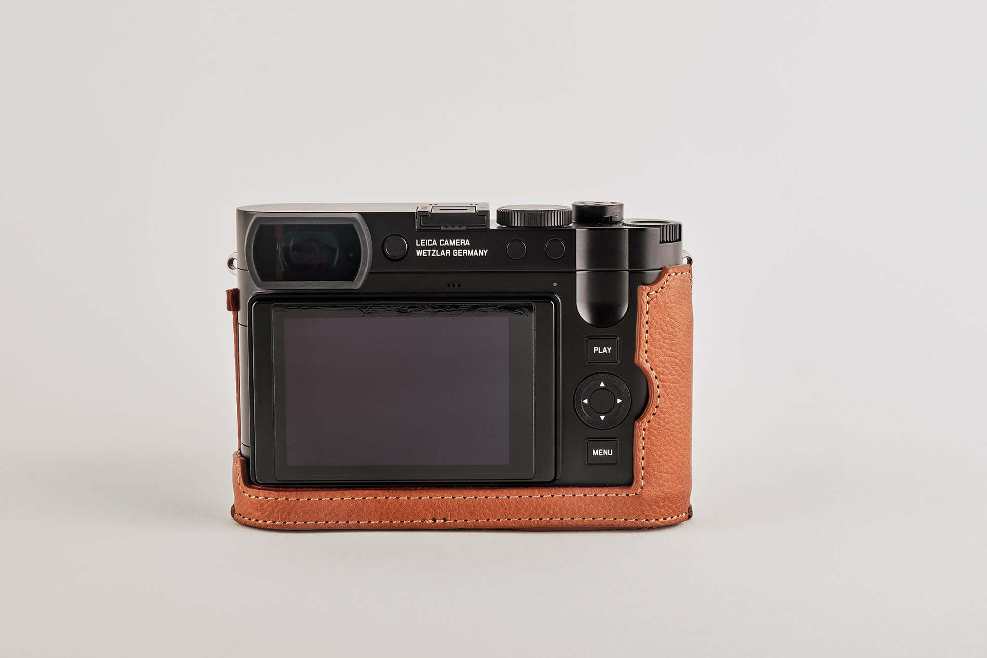 Leica Q3 Half Case - TagCase® シグネチャ